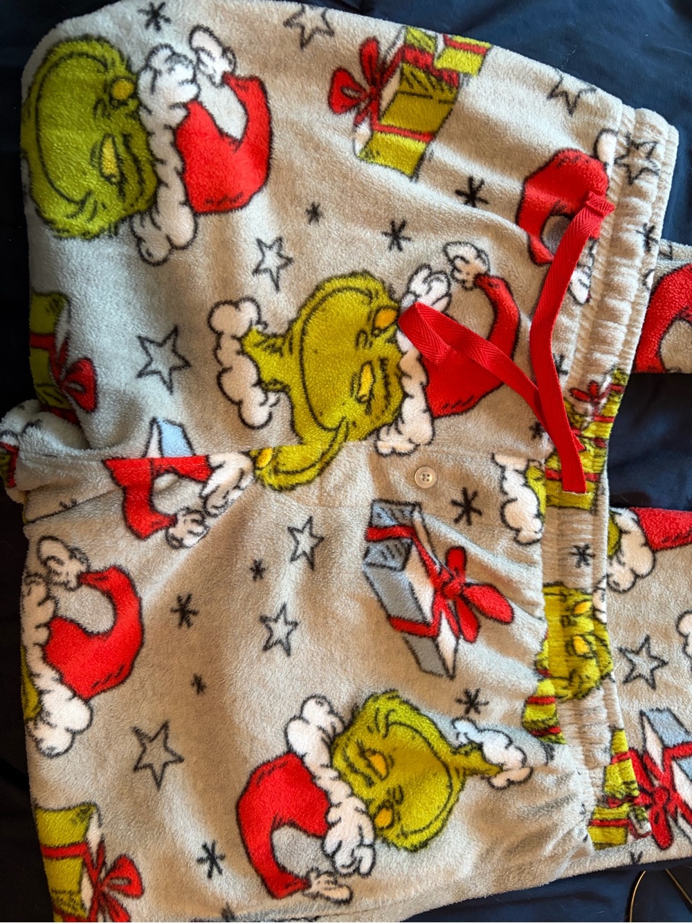 Men's Holiday Grinch Fleece Pajama Pants - Red & Green